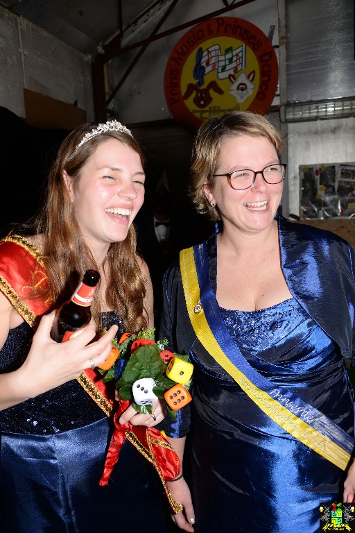 ../Images/Verrassingsfeest Mechanicus en Privileged 114.jpg